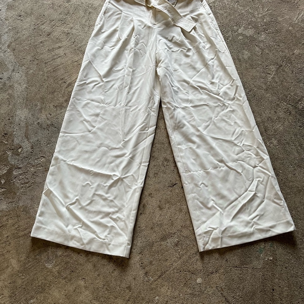 Ann Taylor Factory Cream Wide-Leg High-Waist Pants with Gold D-Ring